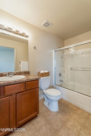 5790 Vista Serena Way 104, Sparks, NV 89436