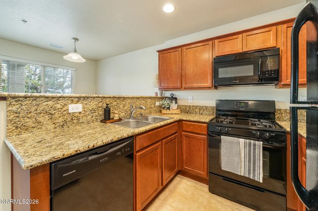 5790 Vista Serena Way 104, Sparks, NV 89436