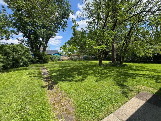 4045 N Edmondson Avenue, Indianapolis, IN 46226