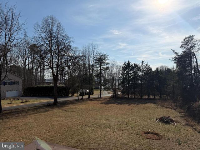 2900 BLOUNT DR, Bumpass, VA 23024