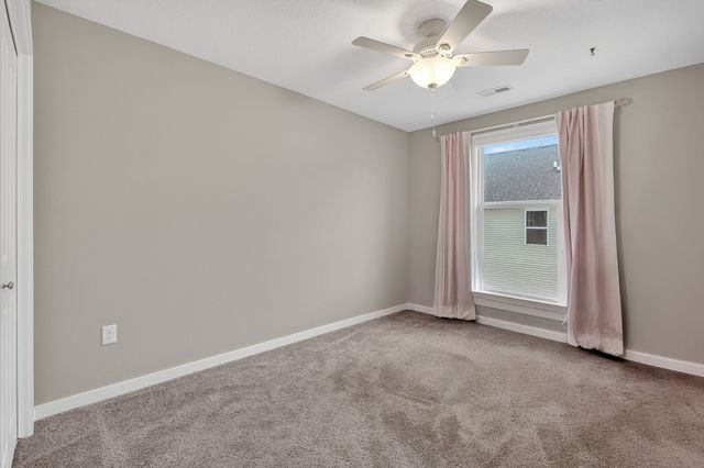 619 Kingston Avenue, Norwalk, IA 50211