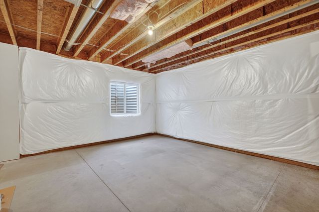 619 Kingston Avenue, Norwalk, IA 50211