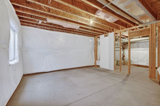 619 Kingston Avenue, Norwalk, IA 50211