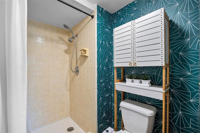 14265 85TH AVENUE, Seminole, FL 33776