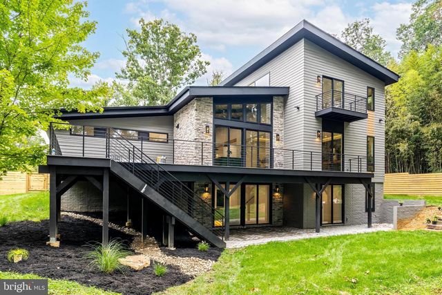 4916 RIDGEWOOD RD, Alexandria, VA 22312