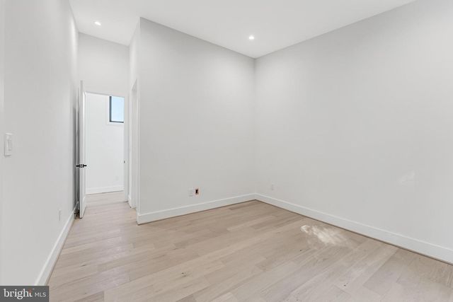 4916 RIDGEWOOD RD, Alexandria, VA 22312