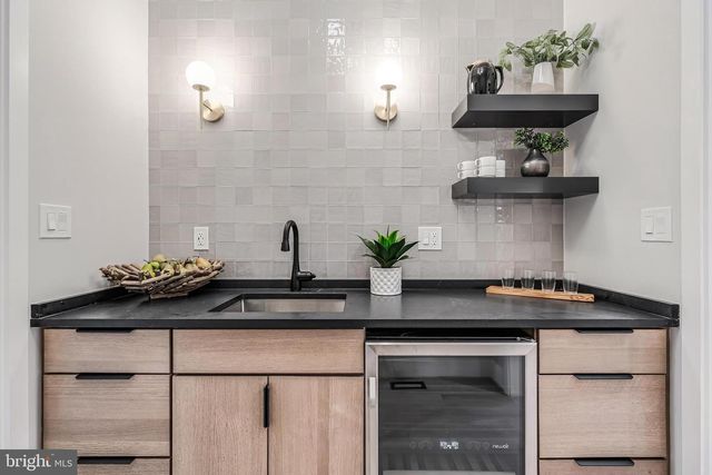 4916 RIDGEWOOD RD, Alexandria, VA 22312
