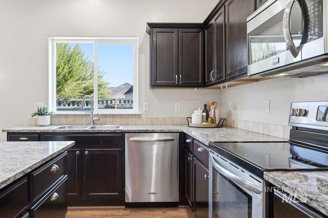 7028 W Ring Perch Court, Boise, ID 83709