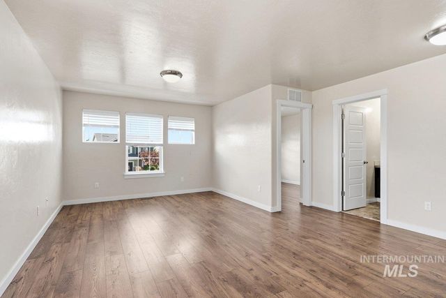 7028 W Ring Perch Court, Boise, ID 83709