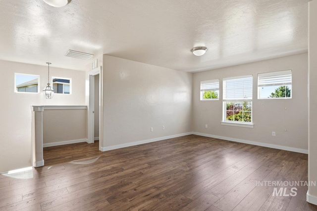 7028 W Ring Perch Court, Boise, ID 83709