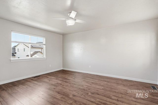 7028 W Ring Perch Court, Boise, ID 83709