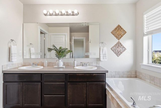 7028 W Ring Perch Court, Boise, ID 83709