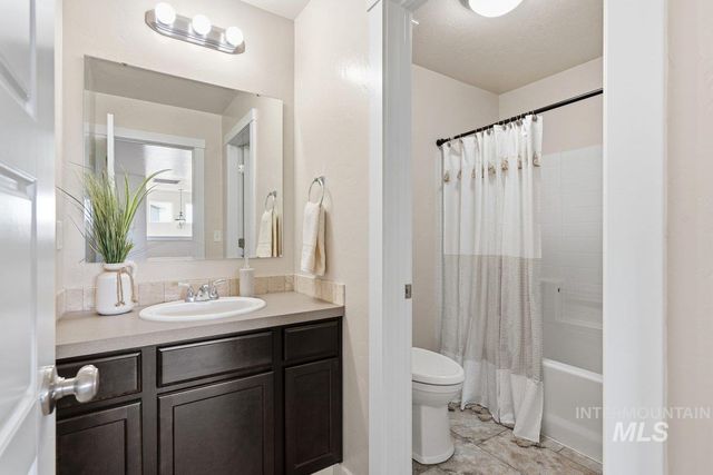 7028 W Ring Perch Court, Boise, ID 83709