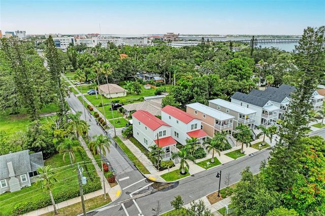 344 6TH STREET E, Bradenton, FL 34208