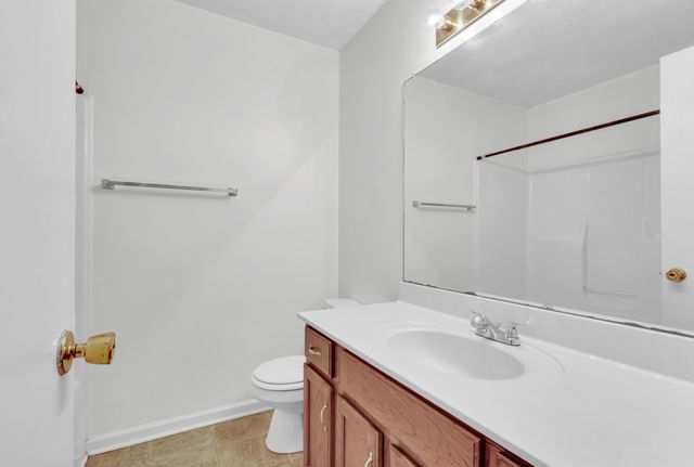 245 Stateline Rd, Oak Grove, KY 42262