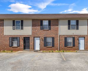 245 Stateline Rd, Oak Grove, KY 42262