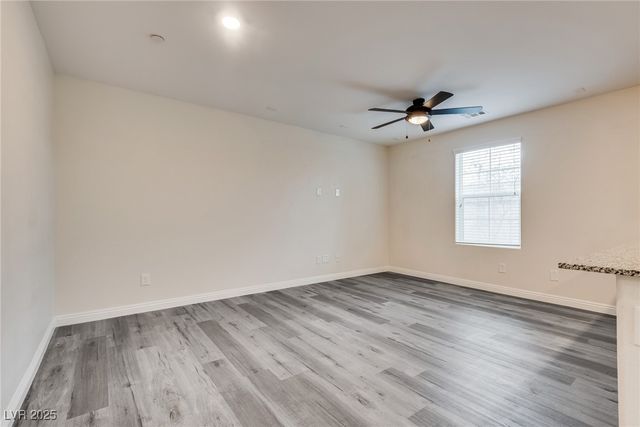 4534 Dover Straight Street, Las Vegas, NV 89115