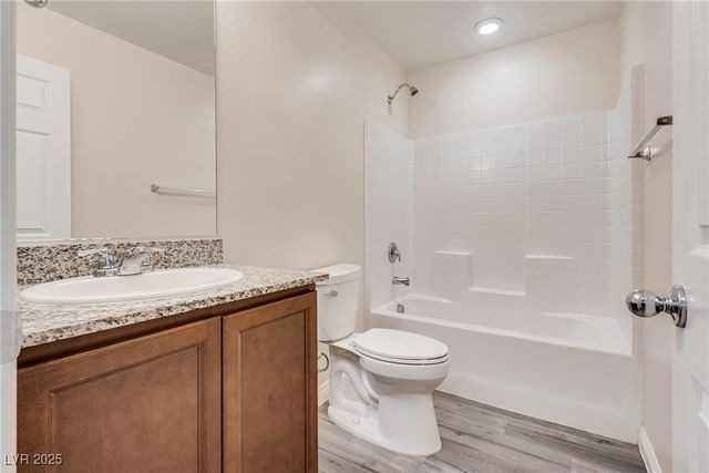 4534 Dover Straight Street, Las Vegas, NV 89115