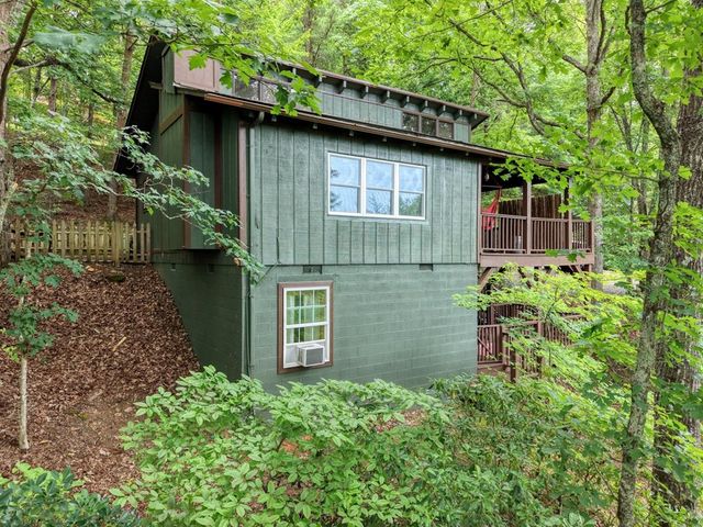 664 High Ridge Road, Murphy, NC 28906