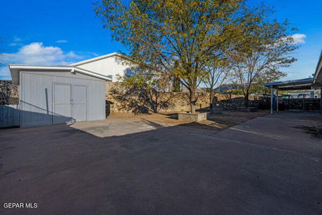 7109 Ramada Dr Drive, El Paso, TX 79912