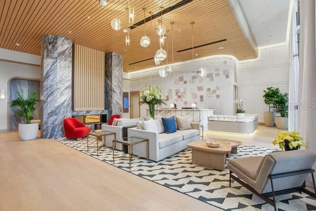 3015 S YSABELLA AVENUE TH5, Tampa, FL 33629