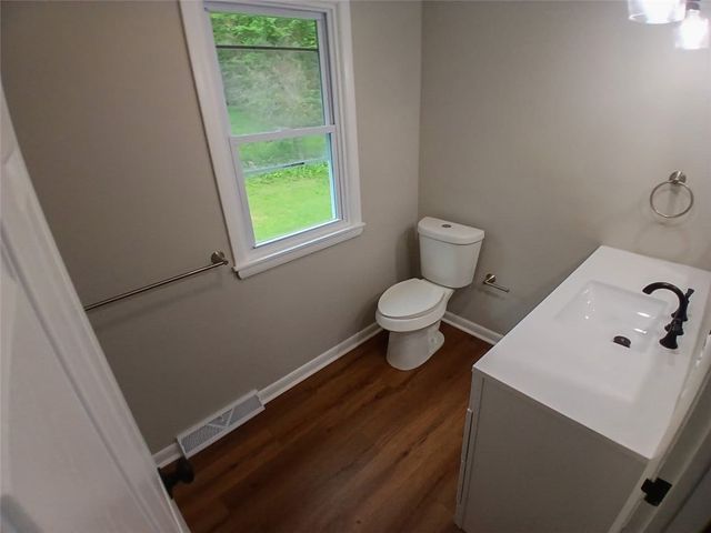 8688 Hayes Hollow Road, Colden, NY 14033