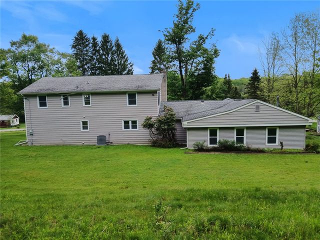 8688 Hayes Hollow Road, Colden, NY 14033