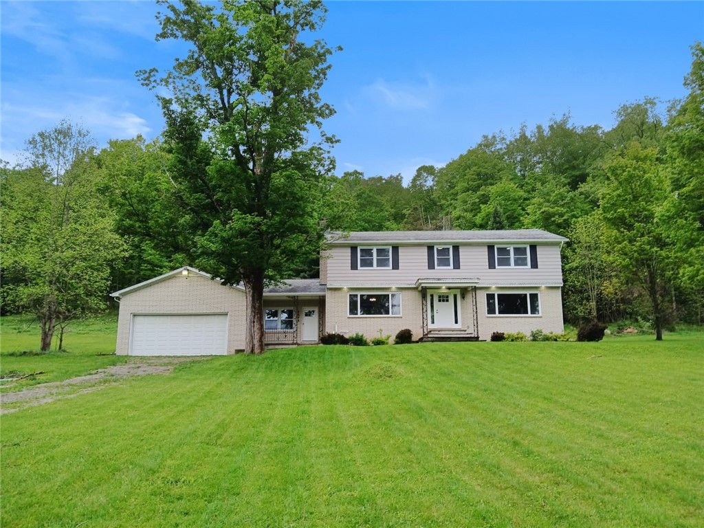 8688 Hayes Hollow Road, Colden, NY 14033