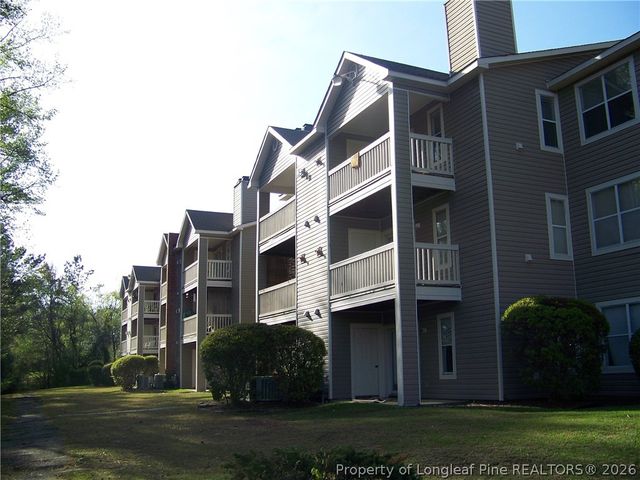 663 BARTONS LANDING Place 2, Fayetteville, NC 28314