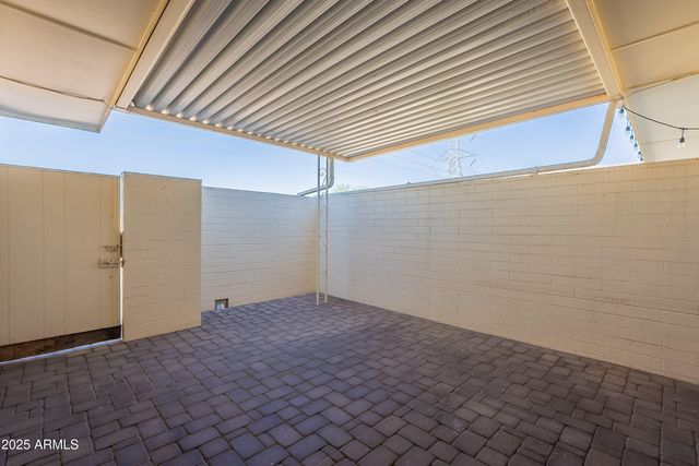 14226 N NEWCASTLE Drive, Sun City, AZ 85351
