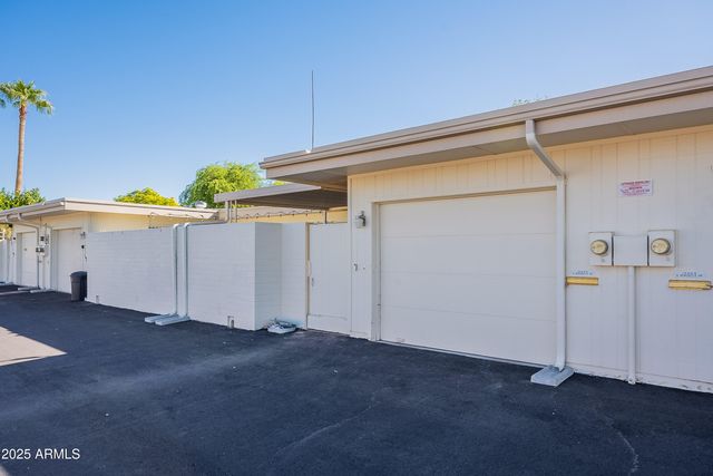 14226 N NEWCASTLE Drive, Sun City, AZ 85351