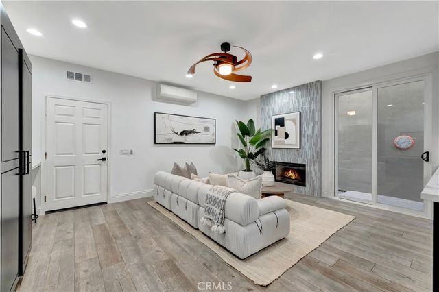 620 22nd Street, Huntington Beach, CA 92648