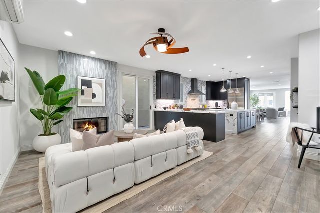 620 22nd Street, Huntington Beach, CA 92648