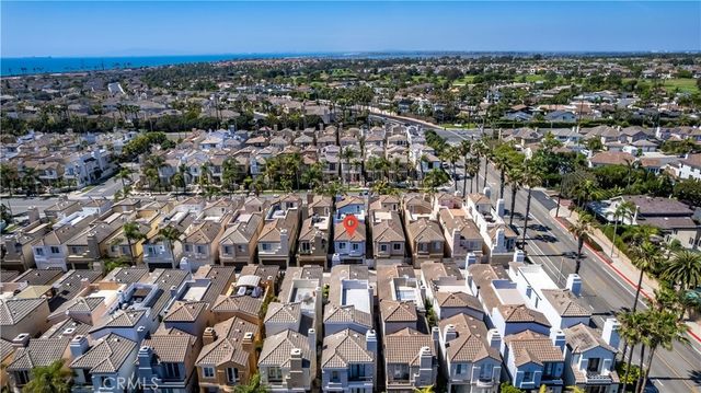 620 22nd Street, Huntington Beach, CA 92648