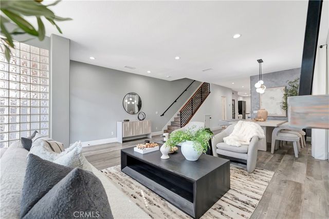 620 22nd Street, Huntington Beach, CA 92648