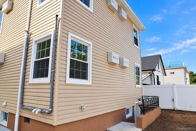 14643 183rd Street, Springfield Gardens, NY 11413