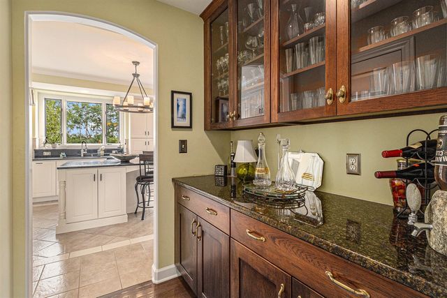 2865 Walters Way, Ann Arbor, MI 48103