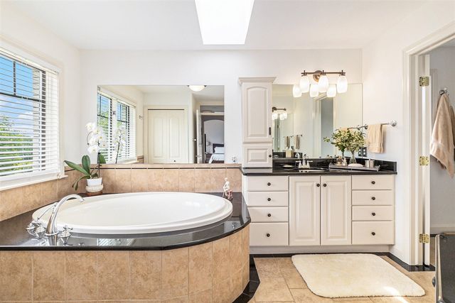 2865 Walters Way, Ann Arbor, MI 48103