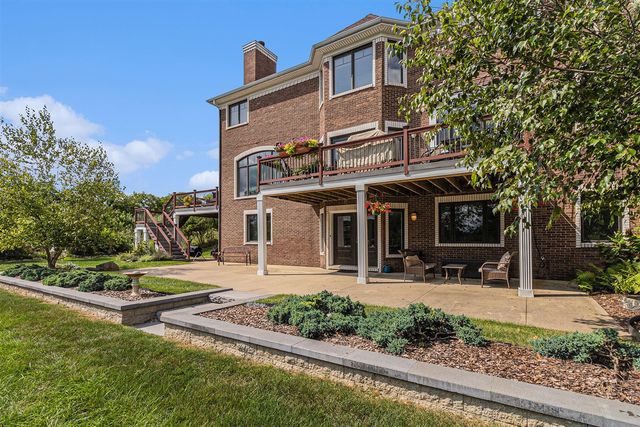 2865 Walters Way, Ann Arbor, MI 48103