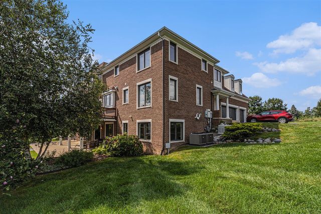 2865 Walters Way, Ann Arbor, MI 48103