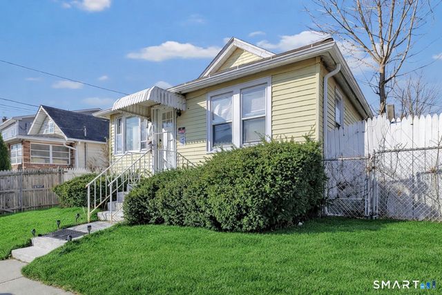 75 Fleet Street, Bridgeport, CT 06606