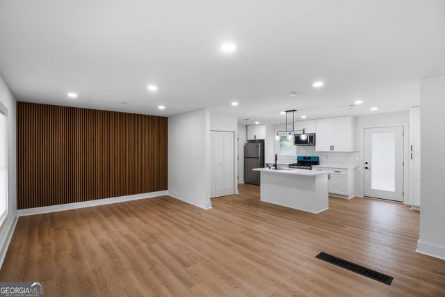 2148 Green Forrest Drive, Decatur, GA 30032