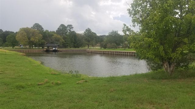 7 Wilderness Trail, Huntsville, TX 77340