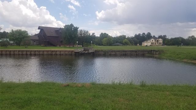 7 Wilderness Trail, Huntsville, TX 77340