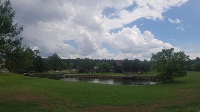 7 Wilderness Trail, Huntsville, TX 77340