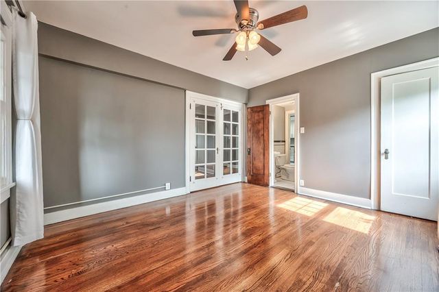 807 W 48TH Street 304, Kansas City, MO 64112