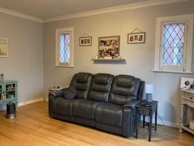 213 W QUINCY Street 1, Riverside, IL 60546