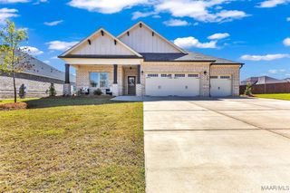 153 Lenore Court, Prattville, AL 36066