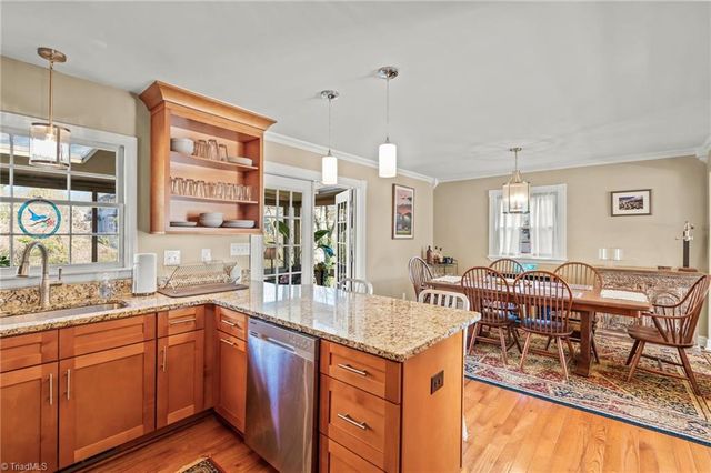 610 Colonial Drive, High Point, NC 27262