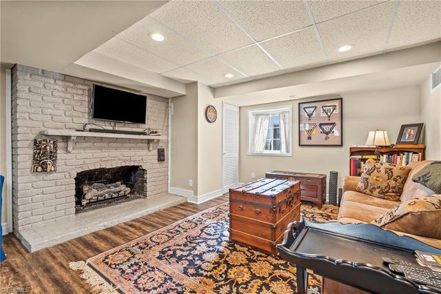 610 Colonial Drive, High Point, NC 27262